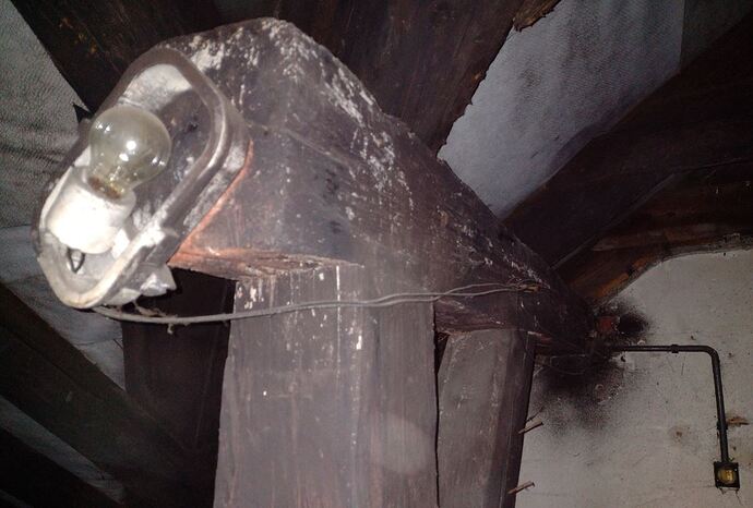 lampa.JPG